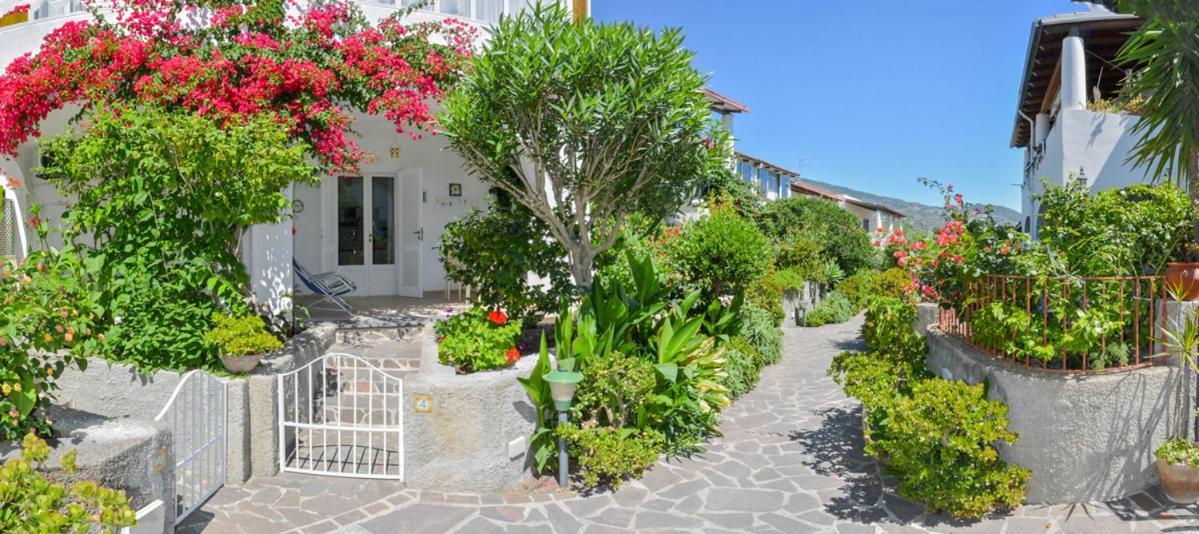 Hotel Residence Mendolita Lipari  Bagian luar foto