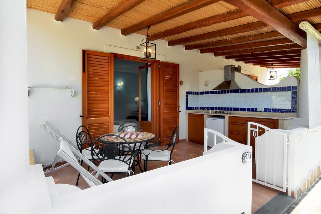Hotel Residence Mendolita Lipari  Bagian luar foto