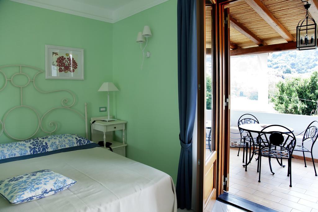 Hotel Residence Mendolita Lipari  Bagian luar foto