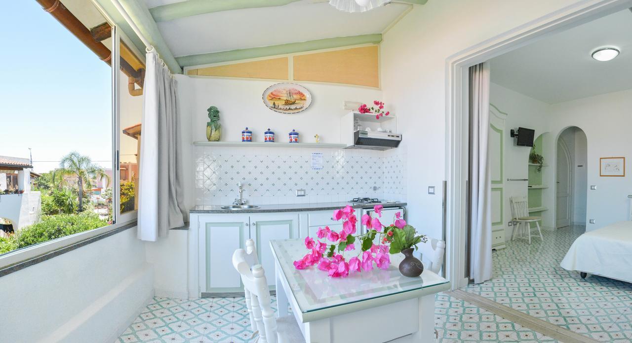 Hotel Residence Mendolita Lipari  Bagian luar foto