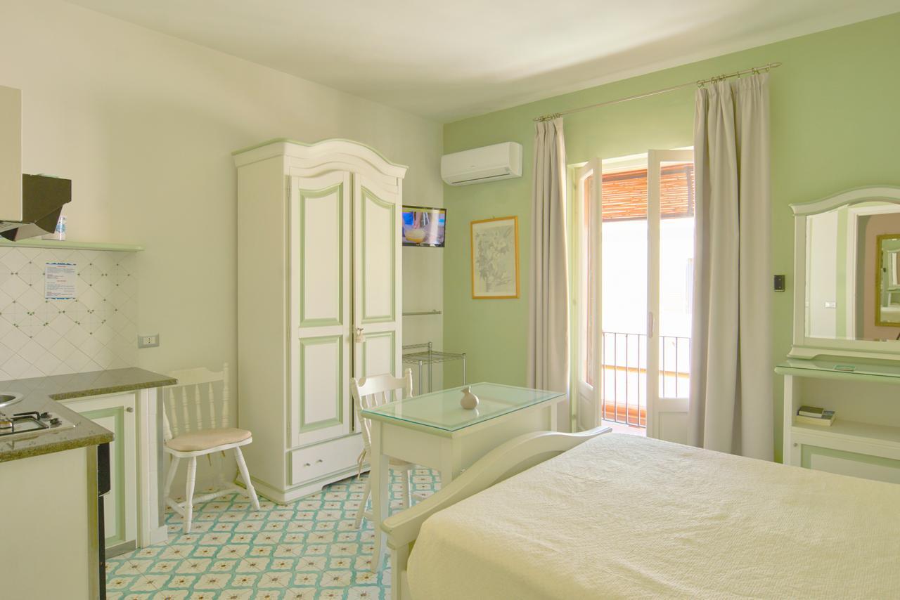 Hotel Residence Mendolita Lipari  Bagian luar foto