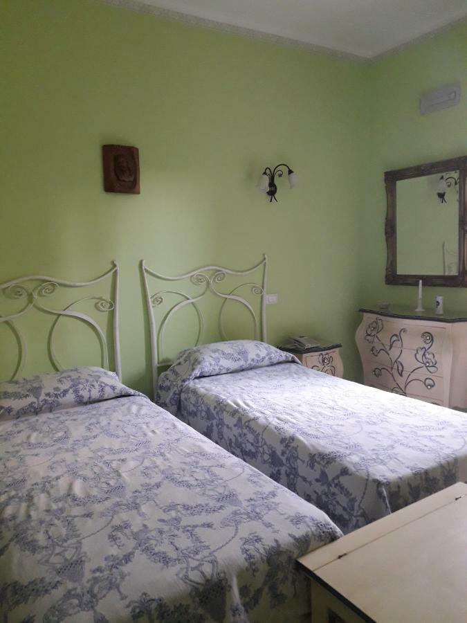 Hotel Residence Mendolita Lipari  Bagian luar foto