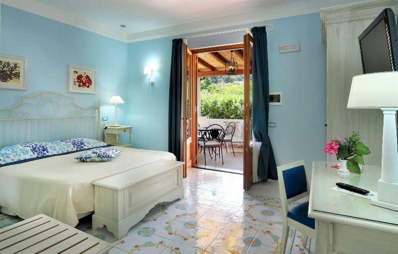 Hotel Residence Mendolita Lipari  Bagian luar foto